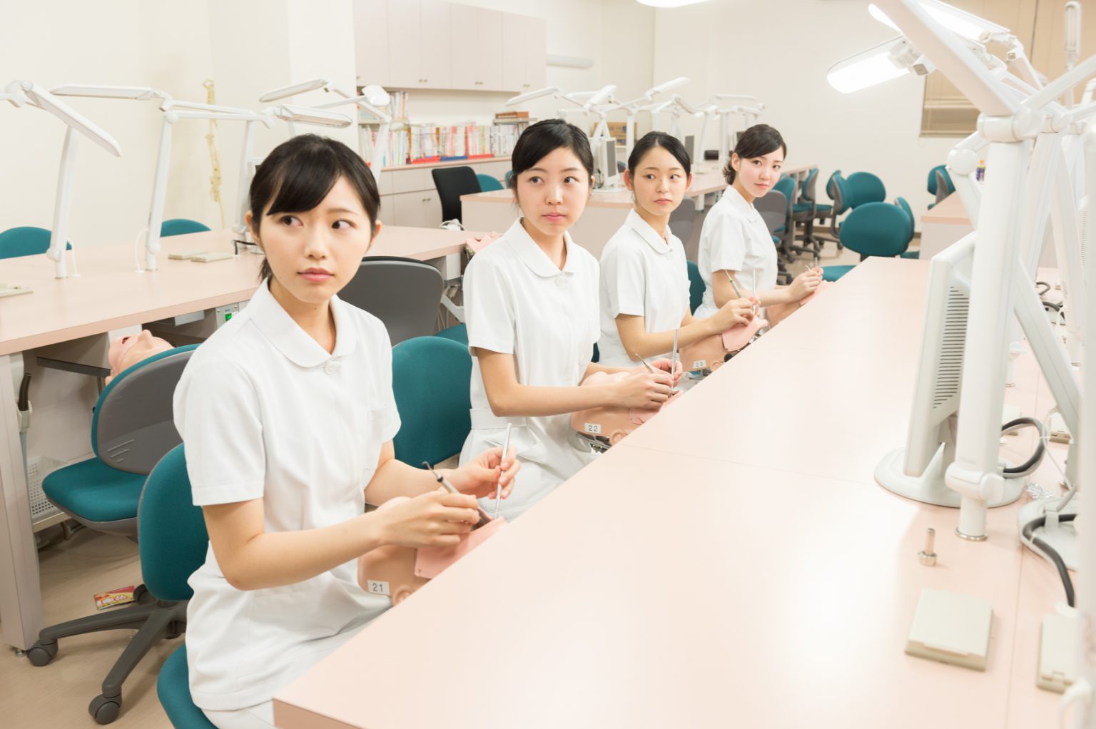 在校生の声 石川県歯科医師会立歯科医療専門学校